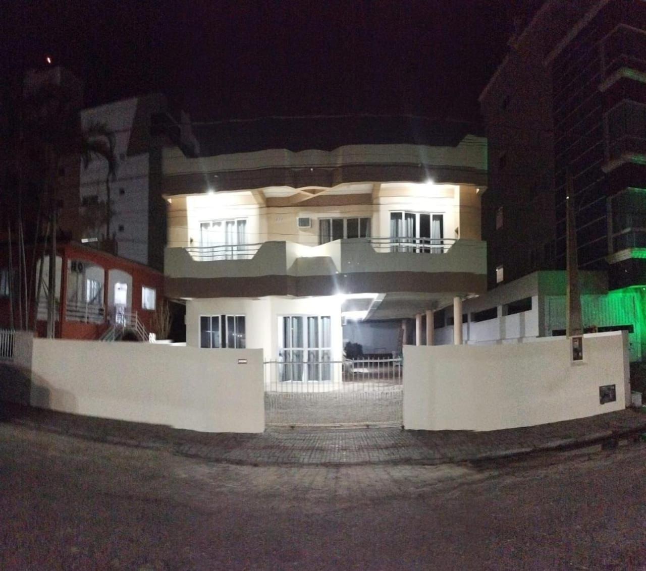 Residencial Nereu Bombinhas Exterior foto